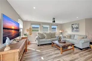 50 Lemans Dr, Naples, FL 34112 - Photo 18