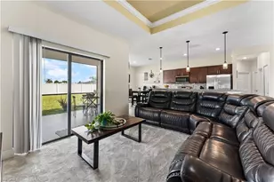 2717 Shelby Pkwy, Cape Coral, FL 33904 - Photo 8