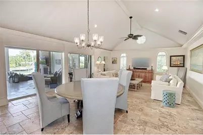 2201 Beacon Ln, Naples, FL 34103 - Photo 4