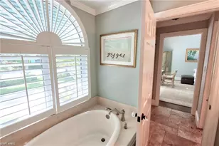 2201 Beacon Ln, Naples, FL 34103 - Photo 18