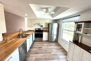 1521 SW 47th Terrace, Cape Coral, FL 33914 - Photo 4