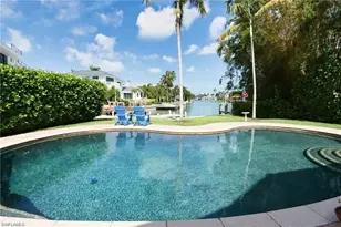 2201 Beacon Ln, Naples, FL 34103 - Photo 30