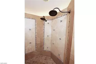 2201 Beacon Ln, Naples, FL 34103 - Photo 22