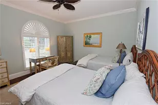 2201 Beacon Ln, Naples, FL 34103 - Photo 16