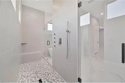 900 NW 12th Pl, Cape Coral, FL 33993 - Photo 24