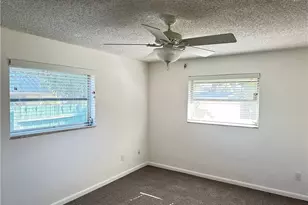 25 Estate Dr, North Fort Myers, FL 33917 - Photo 8