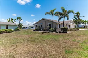 112 Blue Ridge Dr, Naples, FL 34112 - Photo 20