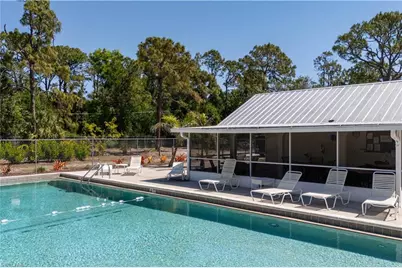 11207 San Sebastian Ln, Bonita Springs, FL 34135 - Photo 10