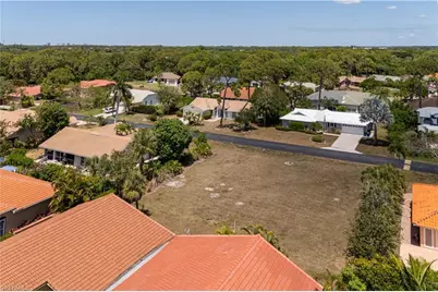 11207 San Sebastian Ln, Bonita Springs, FL 34135 - Photo 22