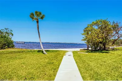 5482 Peppertree Dr, Fort Myers, FL 33908 - Photo 40