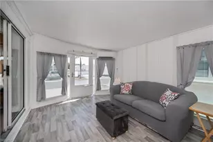 233 Caravan Cir, North Fort Myers, FL 33903 - Photo 2