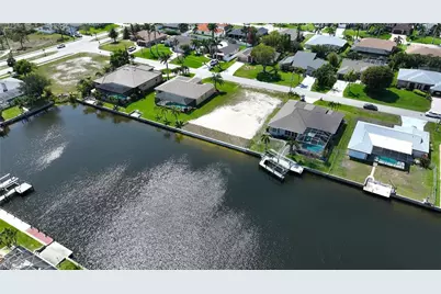 2517 SW 38th St, Cape Coral, FL 33914 - Photo 18