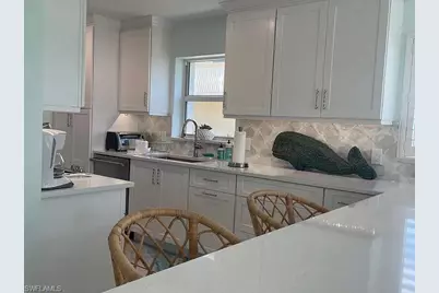 2100 Gulf Shore Blvd N #100, Naples, FL 34102 - Photo 8