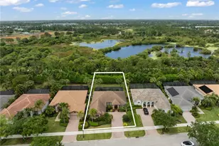 8888 Mustang Island Cir, Naples, FL 34113 - Photo 2