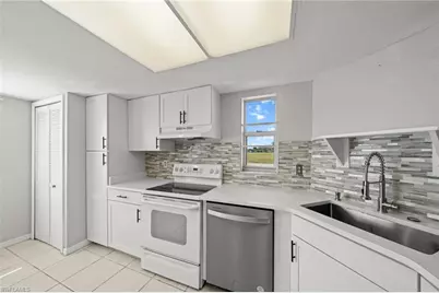 5032 Chiquita Blvd S #101, Cape Coral, FL 33914 - Photo 10