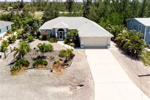 3852 Stabile Rd, Saint James City, FL 33956 - Photo 32