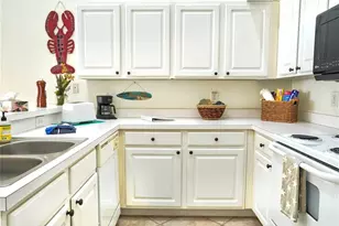 4105 Residence Drive, Fort Myers, FL 33901 - Photo 16