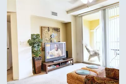 4105 Residence Dr #720, Fort Myers, FL 33901 - Photo 6