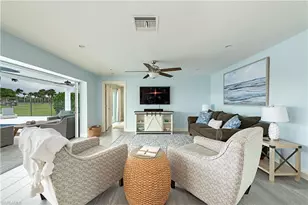 595 Wedge Dr, Naples, FL 34103 - Photo 2