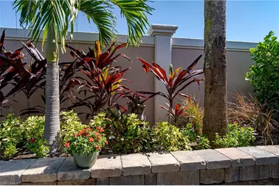 13627 Snook Cir, Naples, FL 34114 - Photo 8