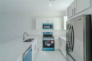 179 Pennfield St, Lehigh Acres, FL 33974 - Photo 4