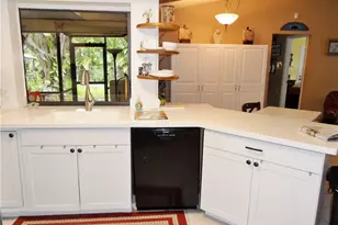 1216 SE 22nd Pl, Cape Coral, FL 33990 - Photo 22