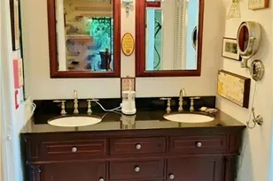 1216 SE 22nd Pl, Cape Coral, FL 33990 - Photo 10