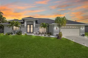 501 SW 28th Terrace, Cape Coral, FL 33914 - Photo 2