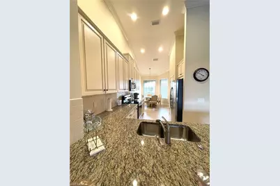 9426 Benevenuto Ct #203, Naples, FL 34119 - Photo 8
