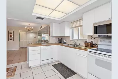 901 Huron Ct #D2, Marco Island, FL 34145 - Photo 6