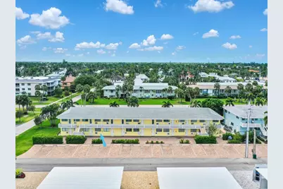 473 12th Ave S #B8, Naples, FL 34102 - Photo 2