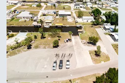 4931 Gulfgate Ln, Saint James City, FL 33956 - Photo 10