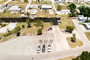 4931 Gulfgate Ln, Saint James City, FL 33956 - Photo 10