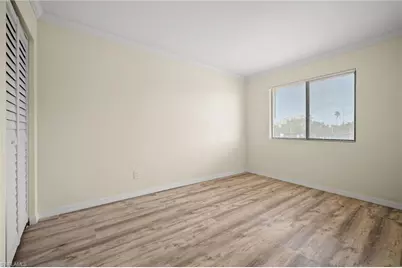 260 Southbay Dr #207, Naples, FL 34108 - Photo 10