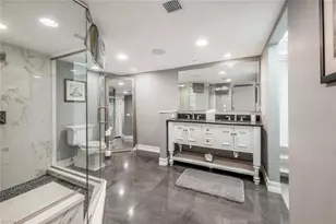 2381 Gulf Shore Blvd N, Naples, FL 34103 - Photo 24