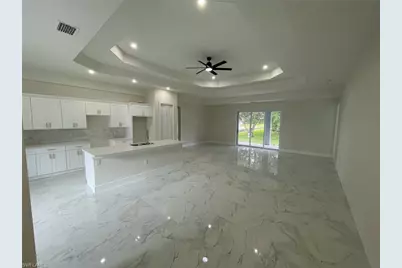 6124 Laurelwood Dr, Fort Myers, FL 33905 - Photo 4