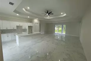 6124 Laurelwood Dr, Fort Myers, FL 33905 - Photo 4