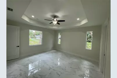 6124 Laurelwood Dr, Fort Myers, FL 33905 - Photo 8