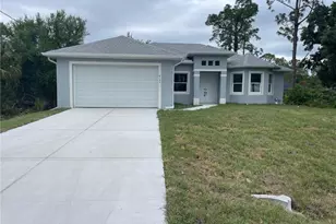 6124 Laurelwood Dr, Fort Myers, FL 33905 - Photo 2