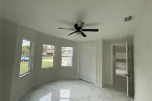 6124 Laurelwood Dr, Fort Myers, FL 33905 - Photo 10