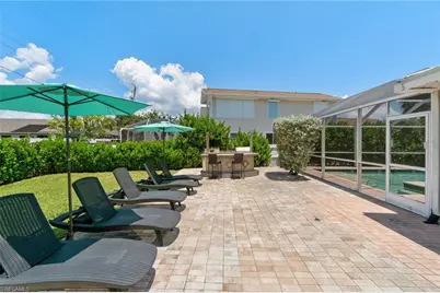 390 Valley Dr, Bonita Springs, FL 34134 - Photo 18