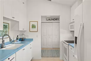 458 Lake Murex Cir, Sanibel, FL 33957 - Photo 12