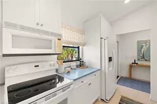 458 Lake Murex Cir, Sanibel, FL 33957 - Photo 14