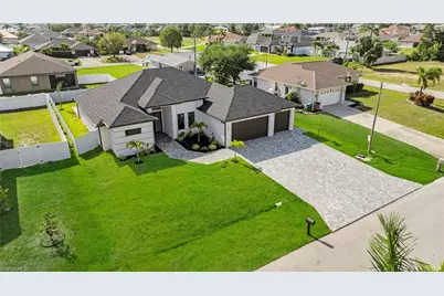 2138 SW 3rd Ave, Cape Coral, FL 33991 - Photo 2