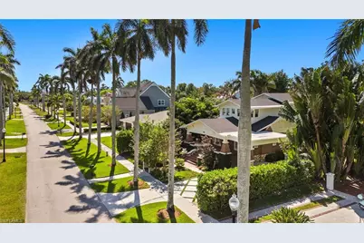 1230 Caloosa Dr, Fort Myers, FL 33901 - Photo 1