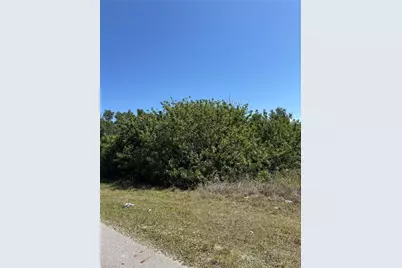 1114 Carl Ave, Lehigh Acres, FL 33971 - Photo 2