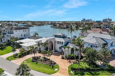 152 Conners Ave, Naples, FL 34108 - Photo 2