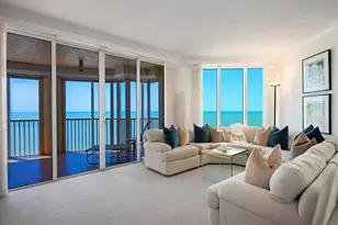 8111 Bay Colony Dr, Naples, FL 34108 - Photo 2