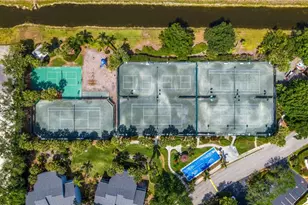 2651 Citrus Lake Dr, Naples, FL 34109 - Photo 36