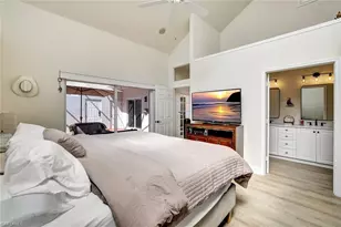 4350 Covey Cir, Naples, FL 34109 - Photo 14